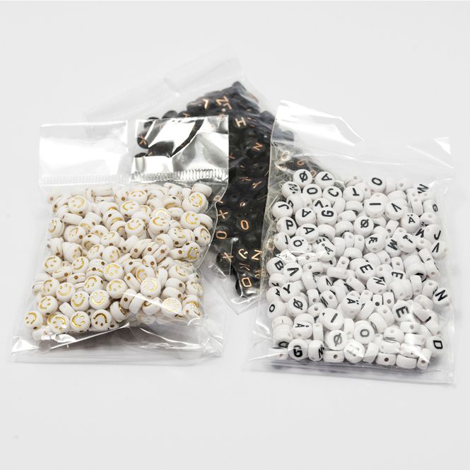 Hovedbilde Kort & Godt - GO1044 - Perler - Bokstav Rund/Flat - Hvit - 4x7mm